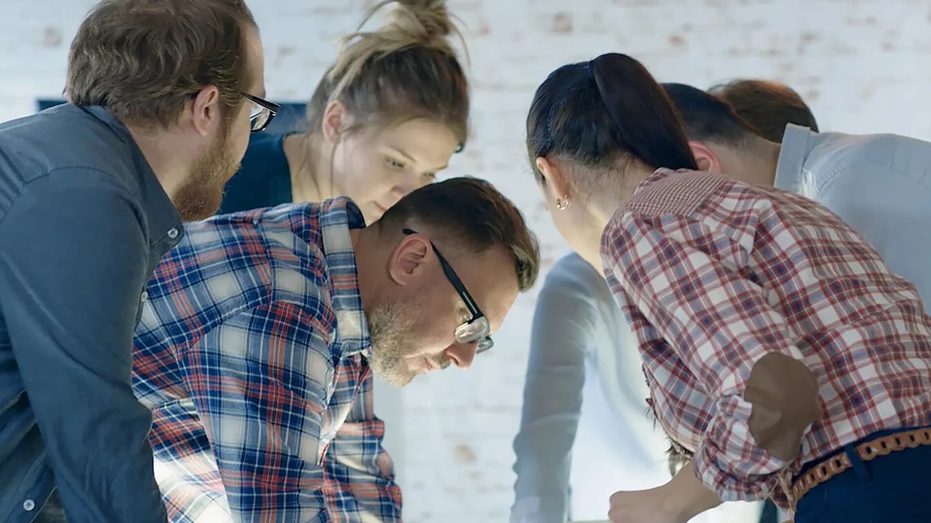 Team working on a ecodesign project.