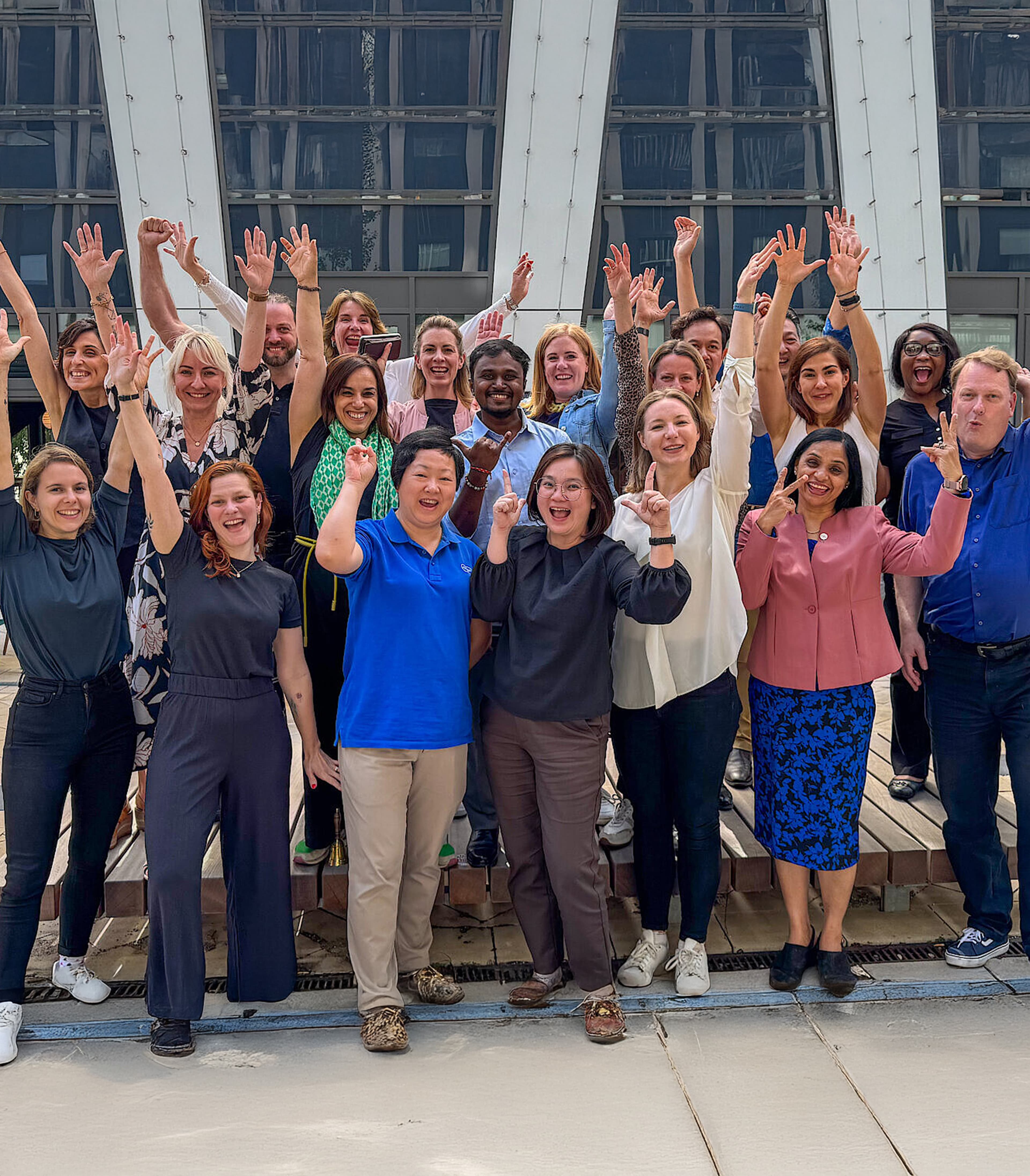 Gruppenfoto von Körber-Mitarbeitern bei Feierlichkeiten