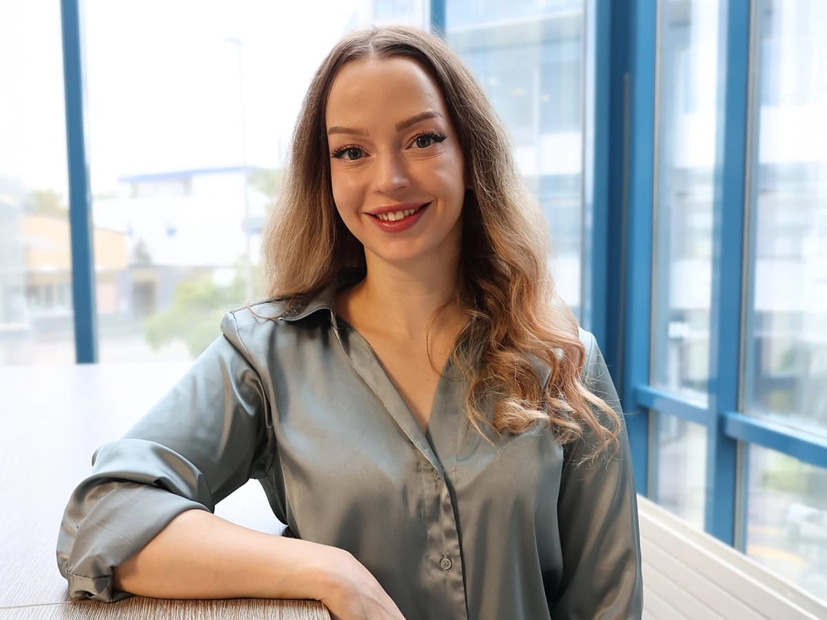 Photo of Lidia Smith.